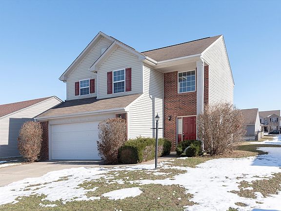 2nd image of 5243 Montavia Ln