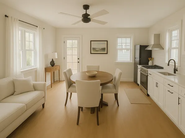 26 2nd St, Highlands, NJ 07732