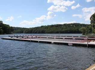 101 W Lake Shore Dr, Rockaway, NJ 07866
