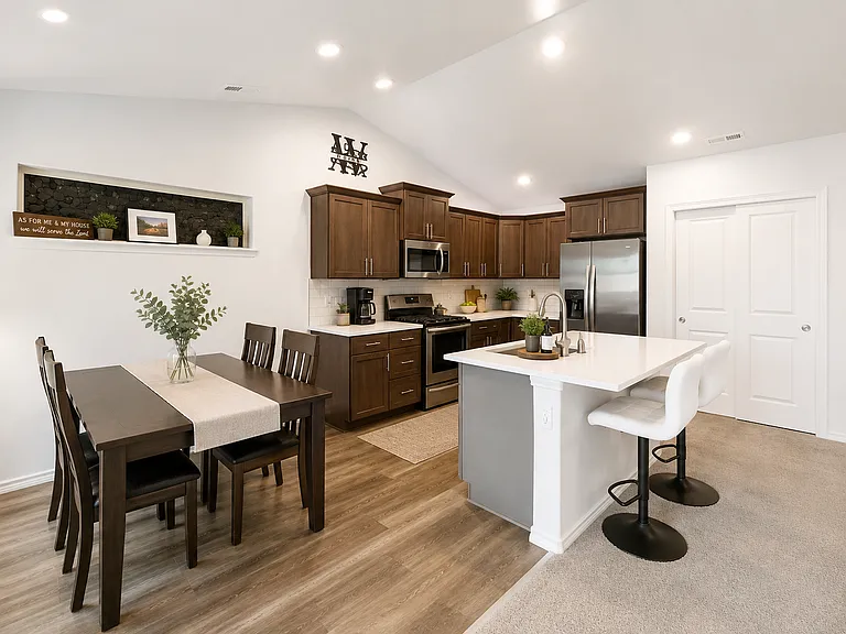 1120 W Aspen Rd — Photo 4