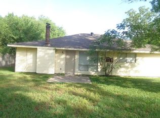 19806 Rustlewood Dr, Humble, TX 77338