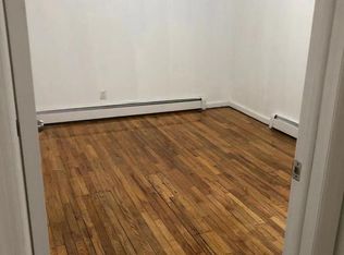 14-12 121st St, College Point, NY 11356