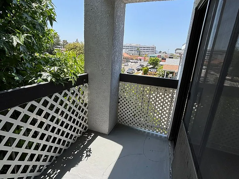 627 Orange Grove Ave — Photo 30