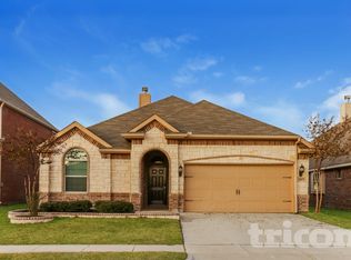 1473 Eagle Nest Dr, Azle, TX 76020