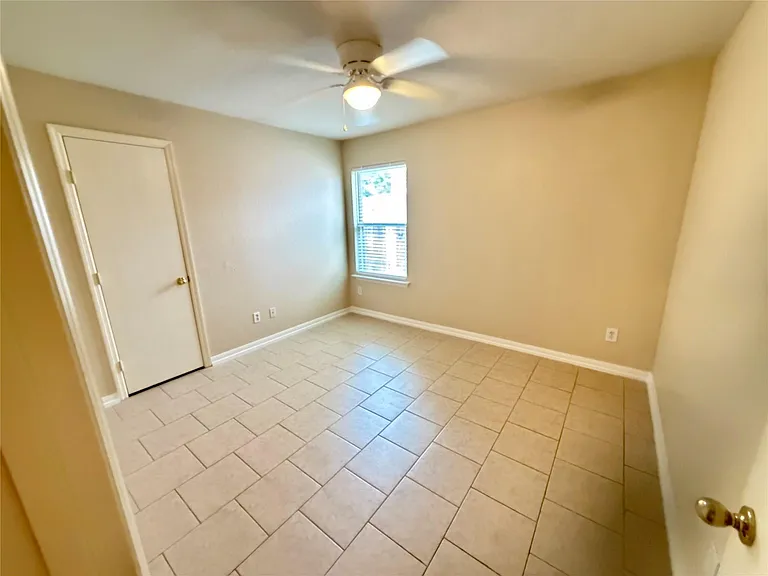 13003 Bramford Point Ln — Photo 16