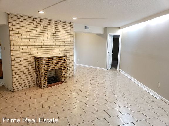 2nd image of 624 Del Mar Blvd