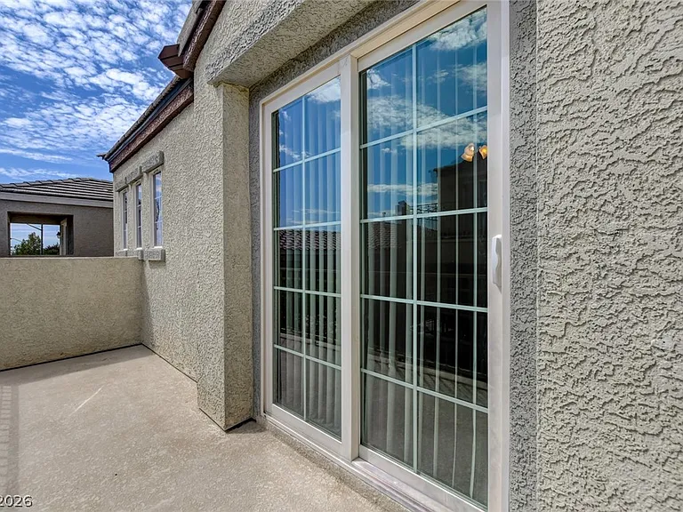 7408 Dashing Ct — Photo 32