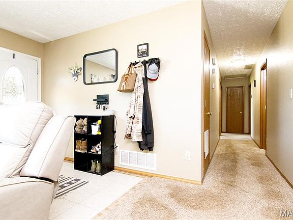 5th image of 29828 Anthony Rd