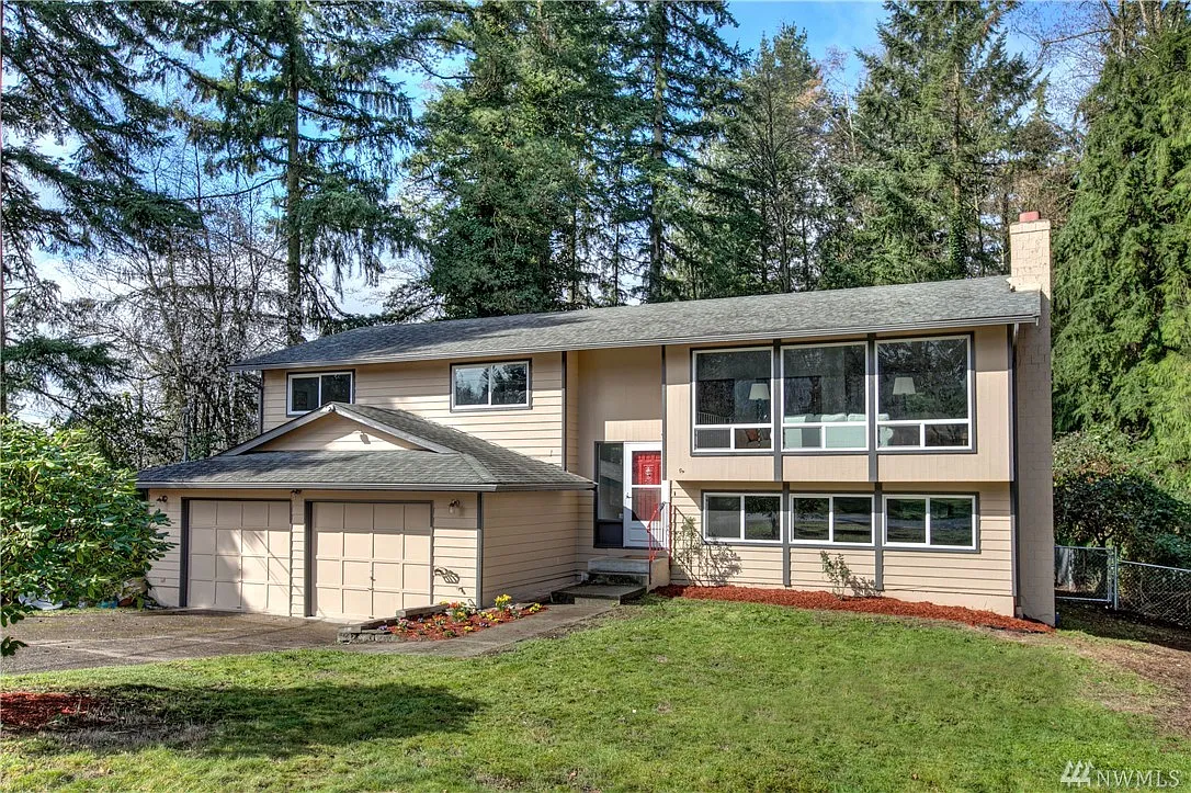 16926 20th Ave W photo 1