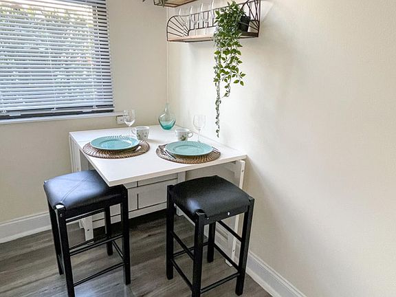 4th image of 3705 64th St APT 5C