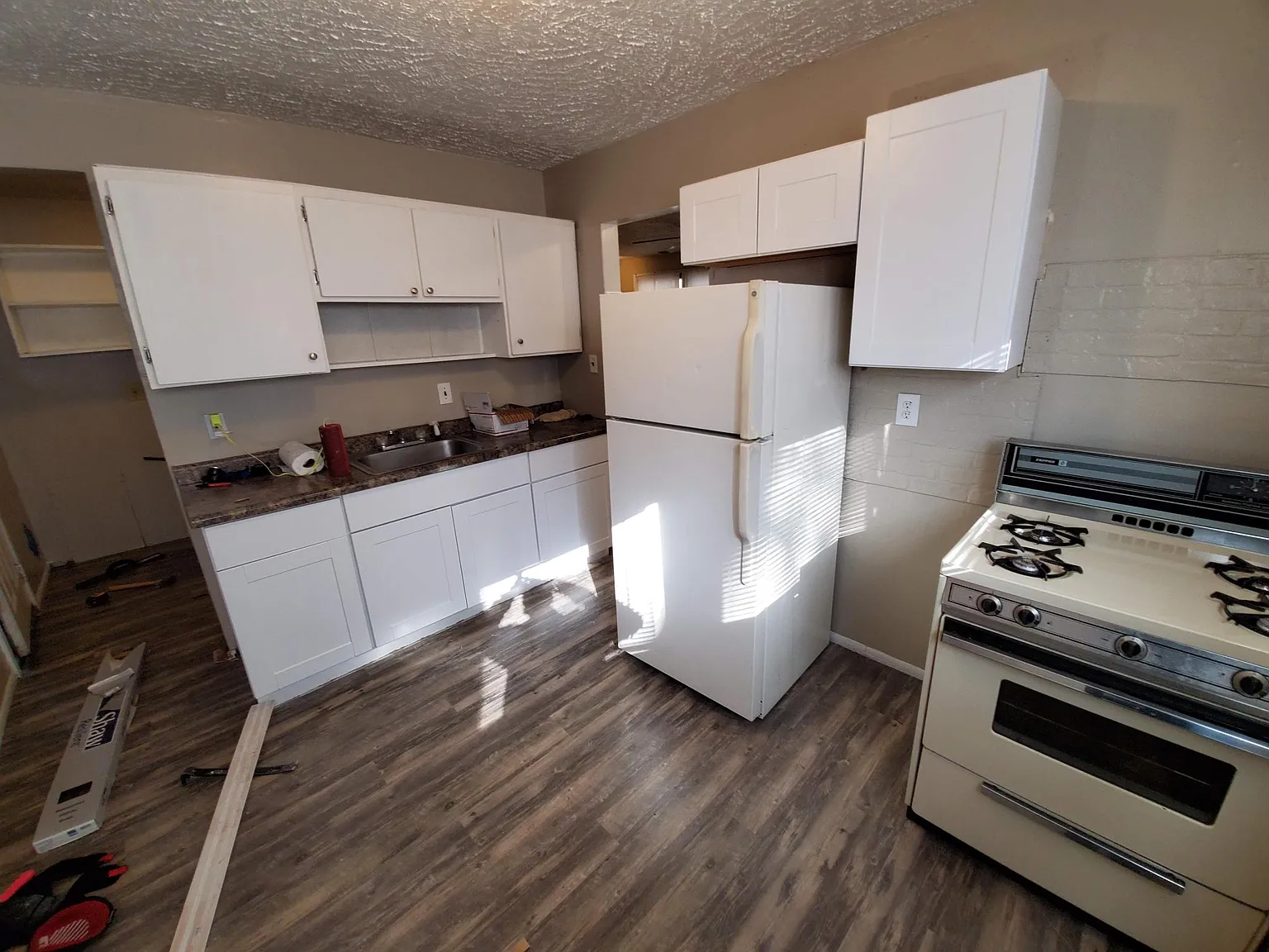 3 bed, 1012 sqft, $1,475 — Photo 2