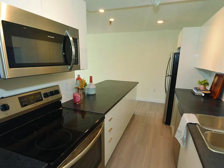 2155 Monastery Ln — Photo 3