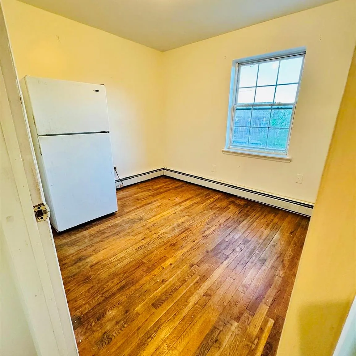 3 bed, 2.0 bath, 1250 sqft, $3,200 — Photo 3