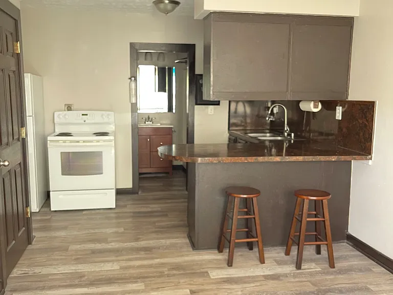 415 Dunlap St #3 — Photo 9