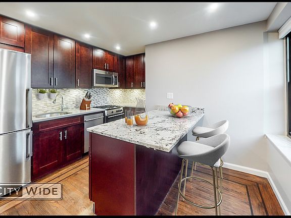 5th image of 30 Charlton St #4BC