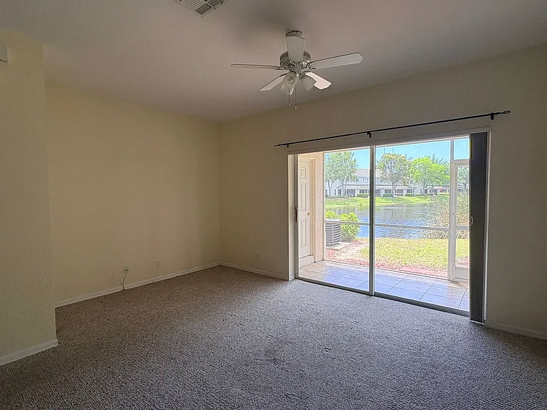 8162 Pacific Beach Dr — Photo 6