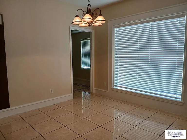 1514 Christian Cir — Photo 15