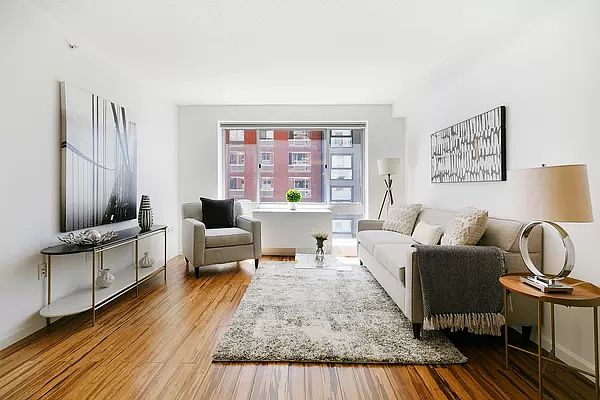 1st image of 555 W 23rd St APT N7e