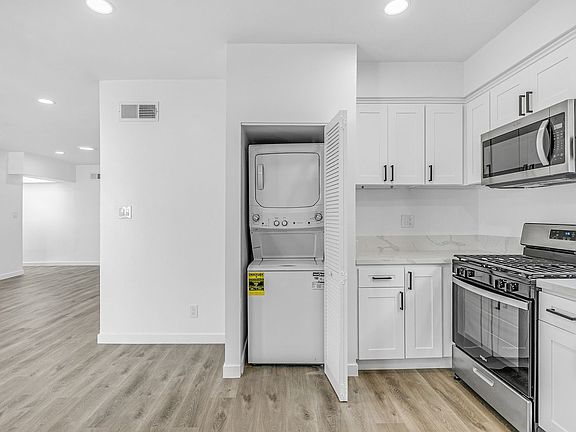 5th image of 4544 Colbath Ave APT 10