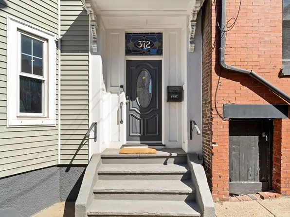 372 Silver St, South Boston, MA 02127
