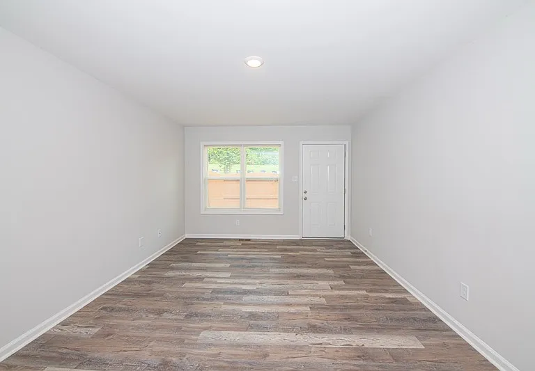 1114 Chaney Rd #102 — Photo 10