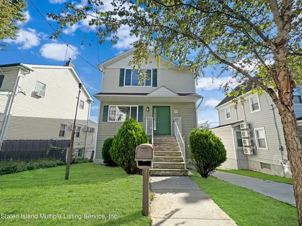 848 Richmond Rd, Staten Island, NY 10304