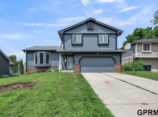 4974 S 167th Ave, Omaha, NE 68135