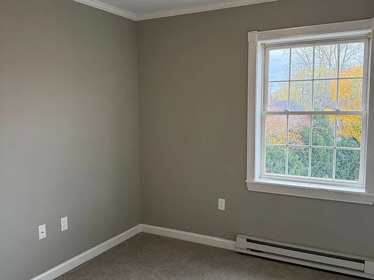 39 Riley Ave — Photo 10