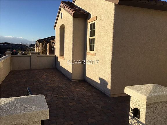 3rd image of 406 Giocoso Ct