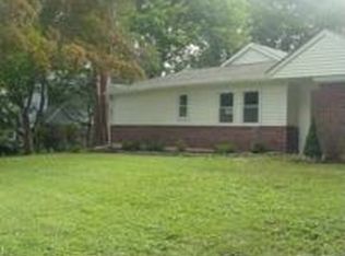 121 Beechwood Rd, Newtown Square, PA 19073