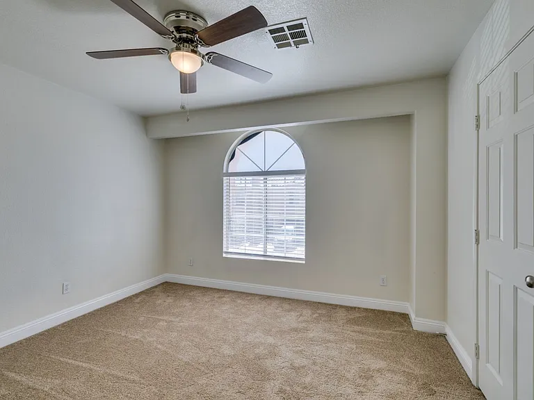 8476 Indigo Sky Ave — Photo 29