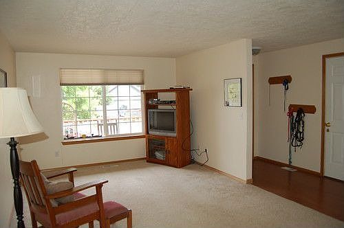 4th image of 1256 SE 62nd Ave