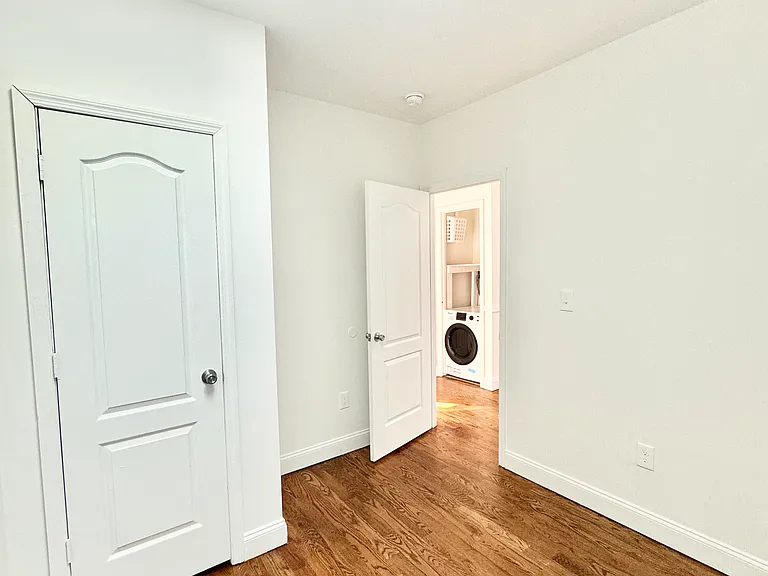 41 Pilling St #2 — Photo 8