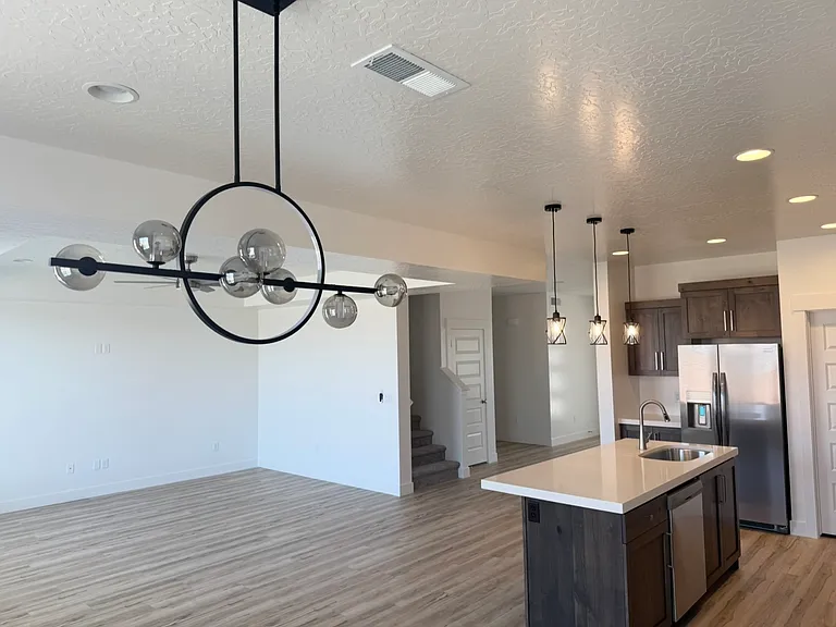3555 E Bristlecone Way — Photo 4