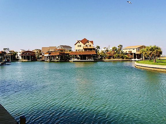 4th image of 1810 Tiki Dr