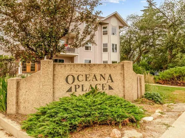 5435 SE Lakeshore Dr #306, Sylvan Lake, AB T4S 1T2