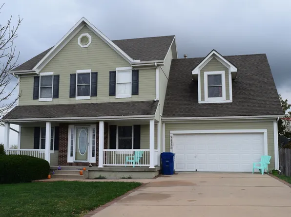 22350 Jefferson St, Spring Hill, KS