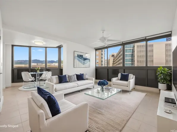 600 Queen St APT 601, Honolulu, HI 96813