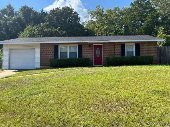 5 Dowling St, Daleville, AL 36322