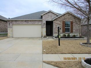 2424 Gelbray Pl, Fort Worth, TX 76131
