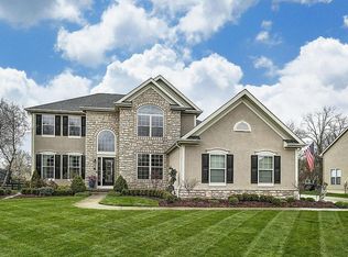 6066 Castlebury Blvd, Hilliard, OH 43026