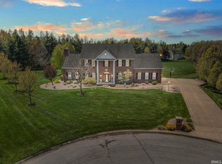 61705 Greentree Dr, South Bend, IN 46614