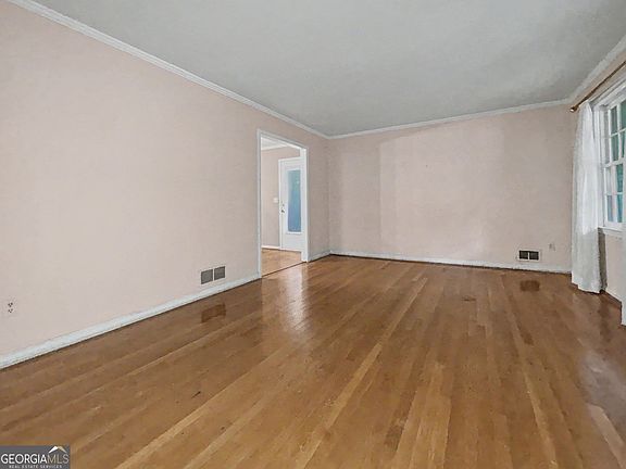 5th image of 503 Durand Dr NE