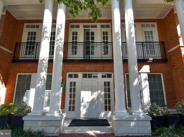 1023 N Royal St Unit 209, Alexandria, VA 22314