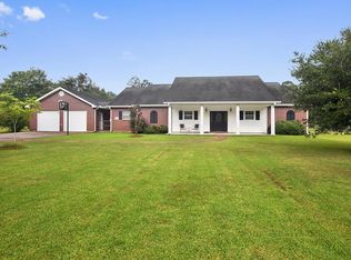 3001 Chalkley Pines Rd, Sulphur, LA 70663
