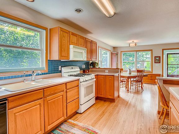 4th image of 3591 Nyland Way