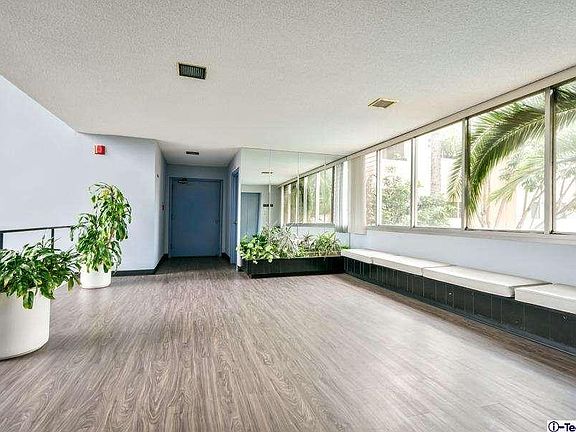 3rd image of 5411 Tyrone Ave APT 205