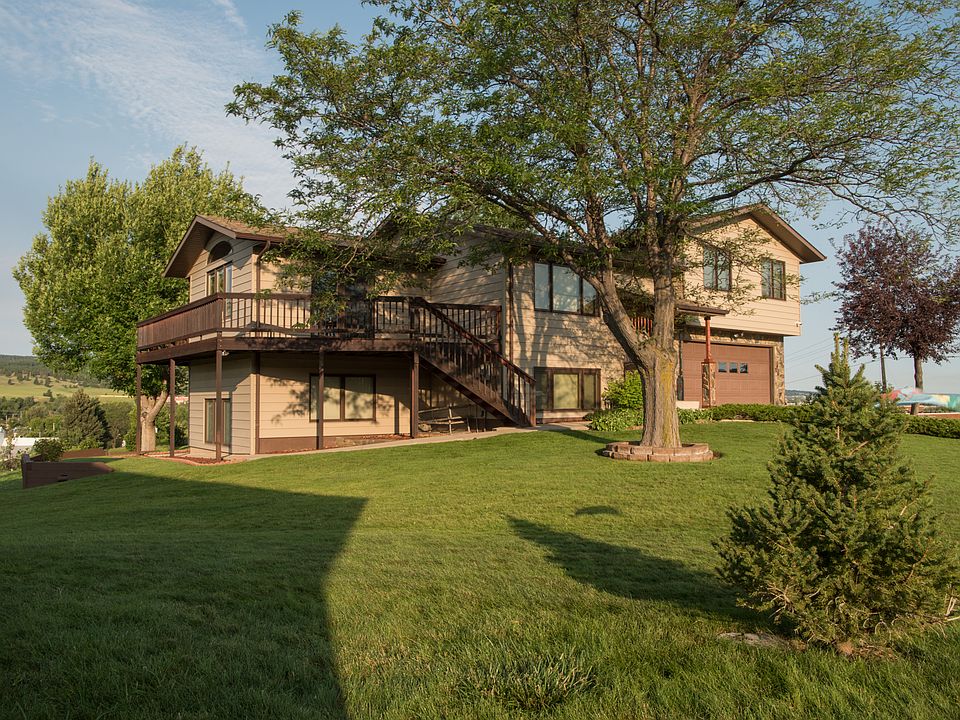 511 E Hudson St, Spearfish 