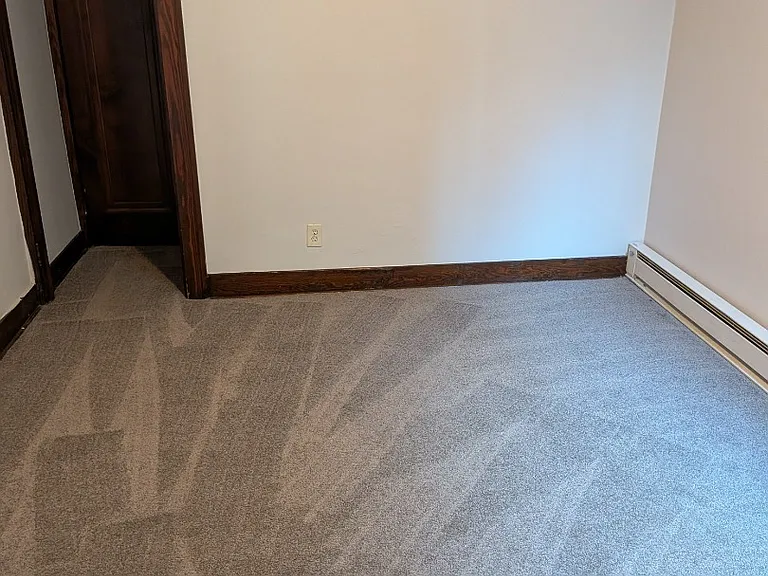 909 Chartiers Ave #2 — Photo 4