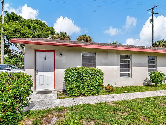 5th image of 614 Holly Drive